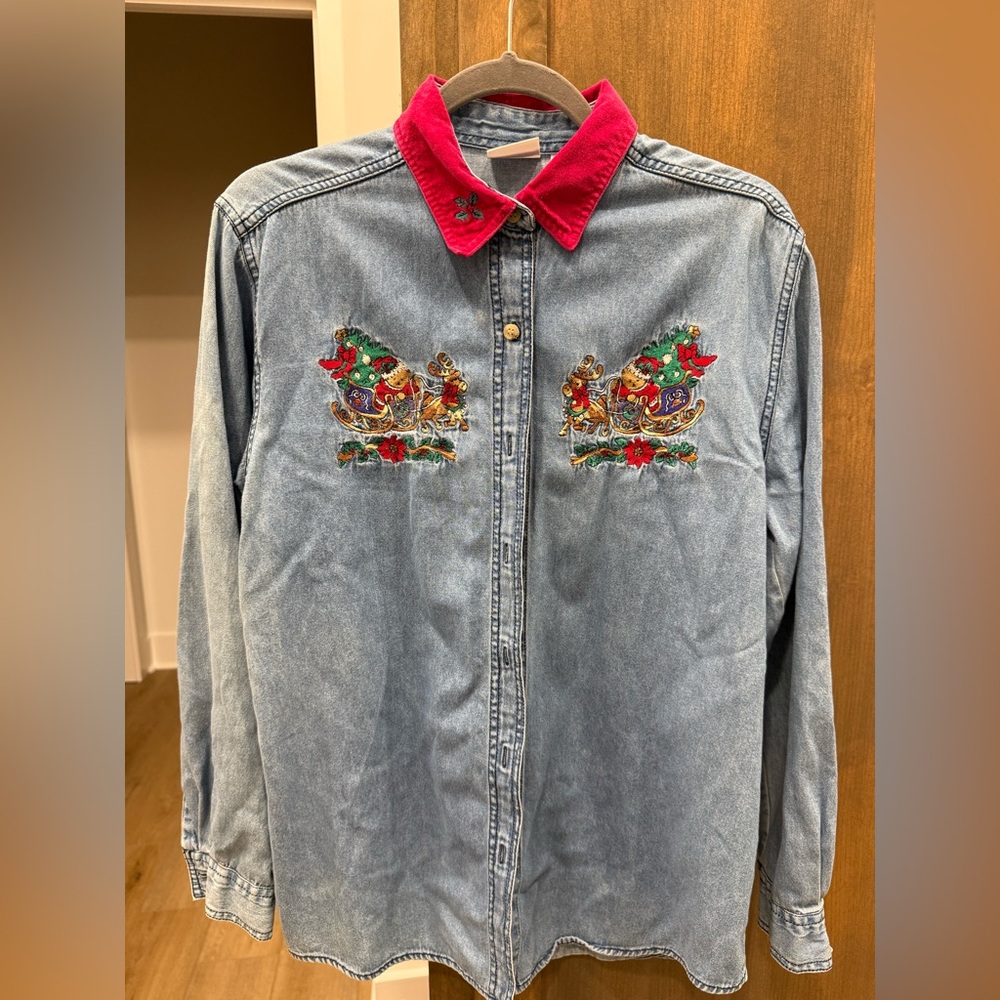 VINTAGE Christmas Embroidery Bobbie Brooks Denim Shirt with Red Collar